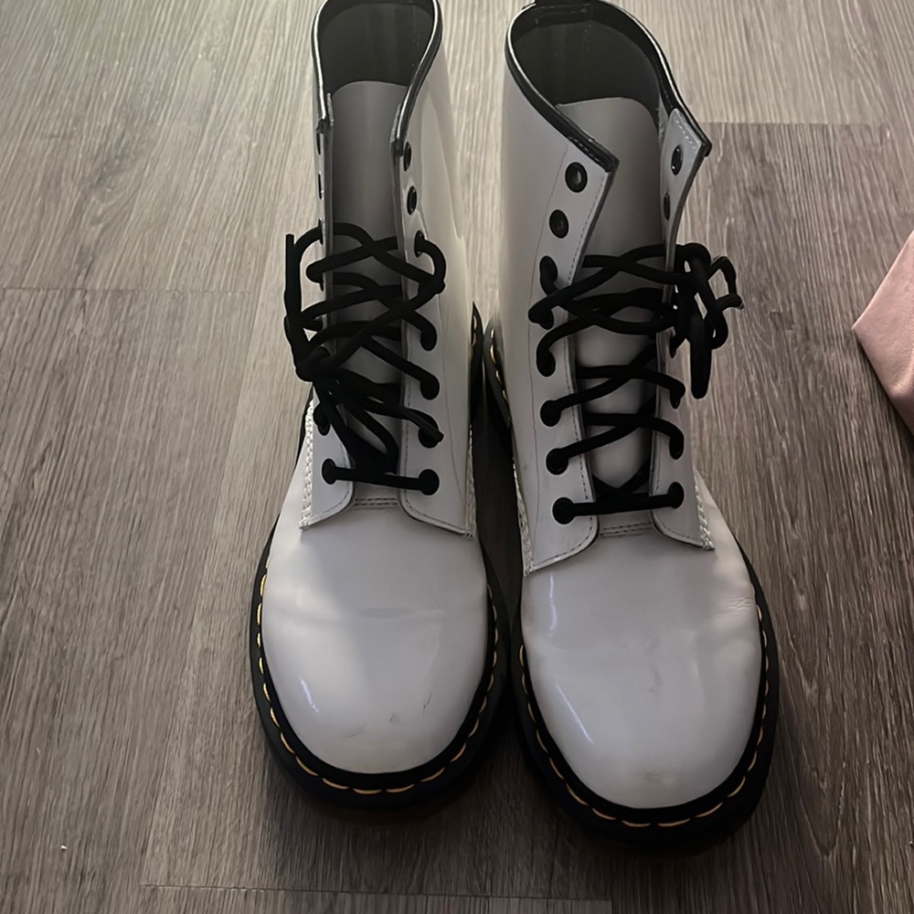 White dr. Marten 1460s